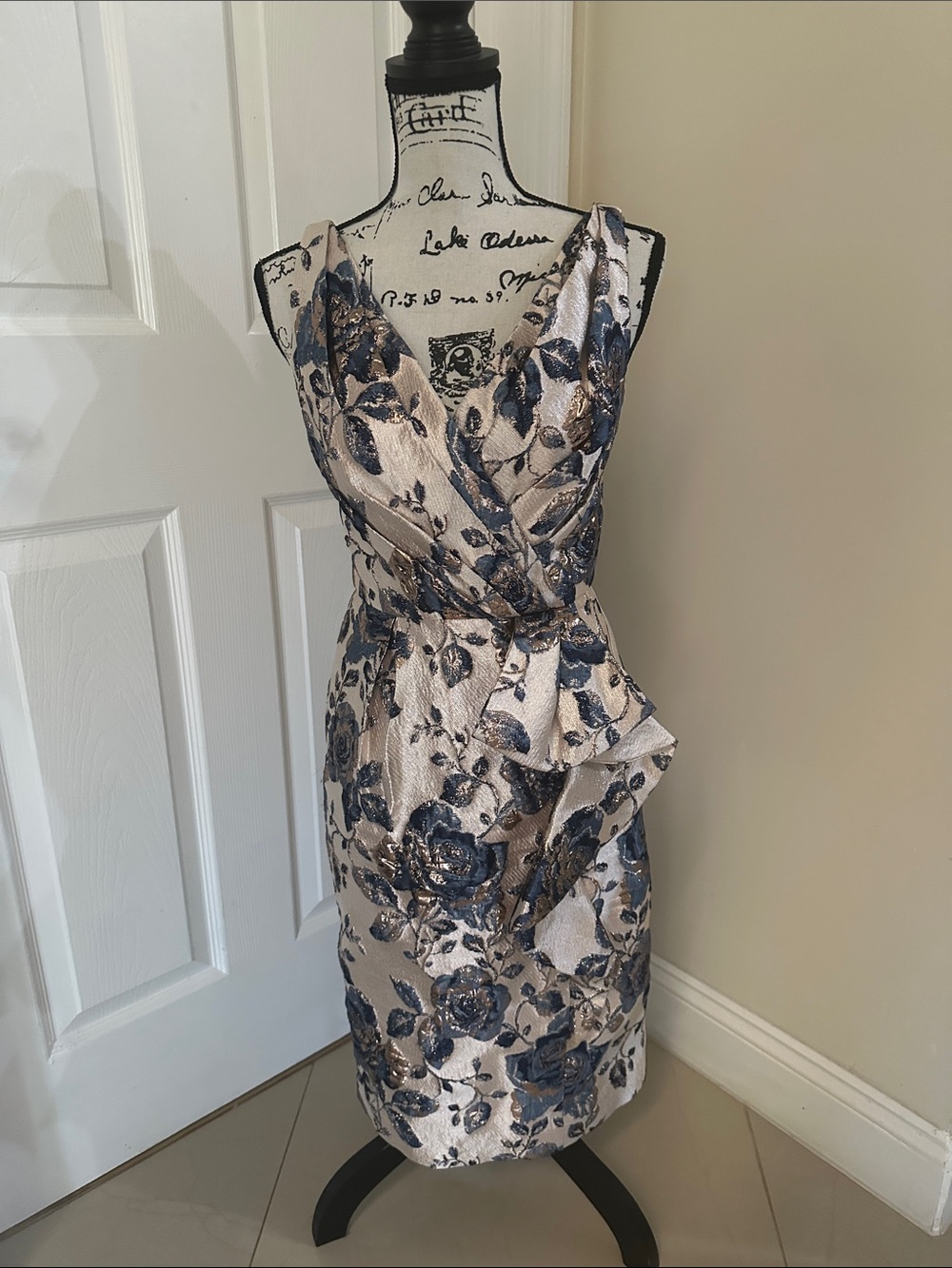 Carmen Marc Valvo Navy and Cream Floral Wrap Midi Dress